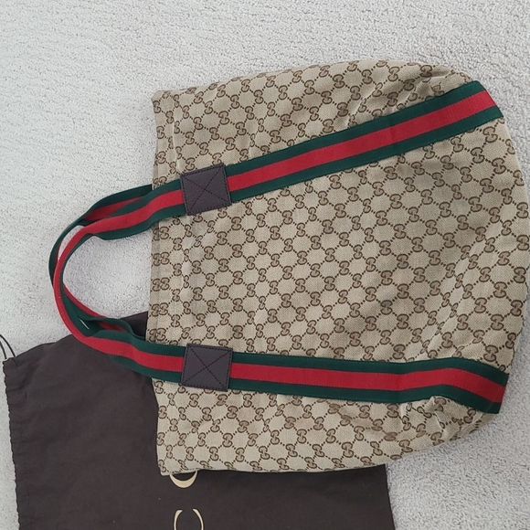 Gucci Canvas Monagram Tote Bag - Dust Bag Included - Picture 4 of 15